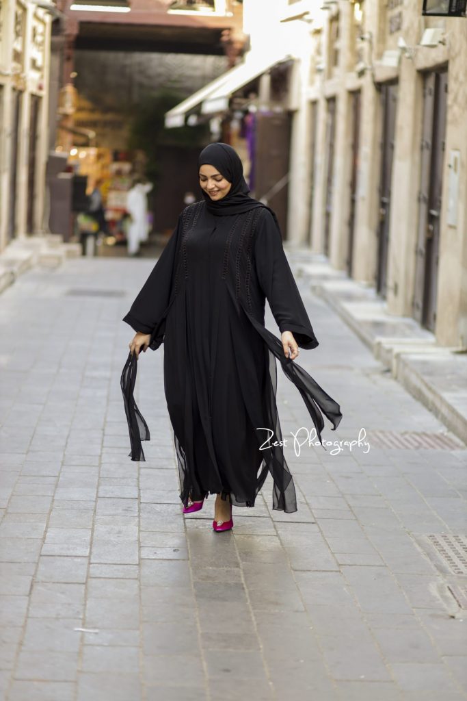 Best fashion photographer in Dubai captures dynamic and vibrant images of models
