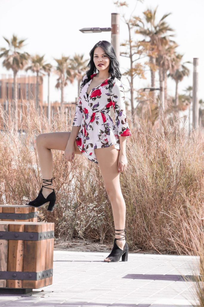 Fashion photographer in Dubai creates visually stunning images of stylish models