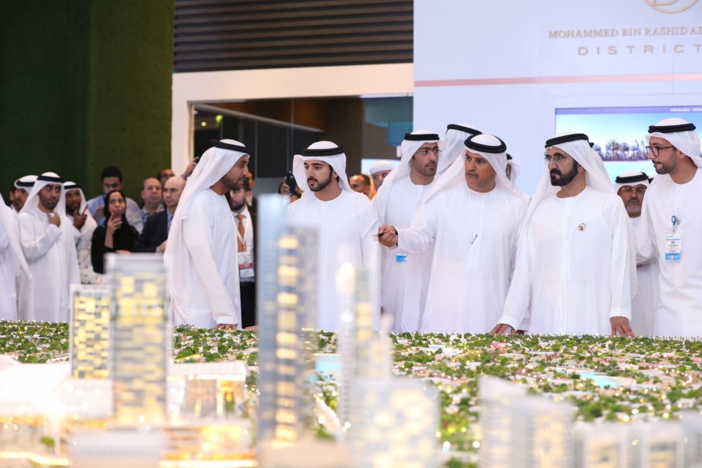 Glow in every meetups