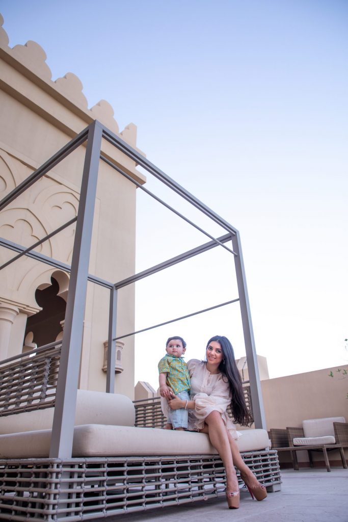 Zest Photographs captures the love and connection between parents and children in Dubai