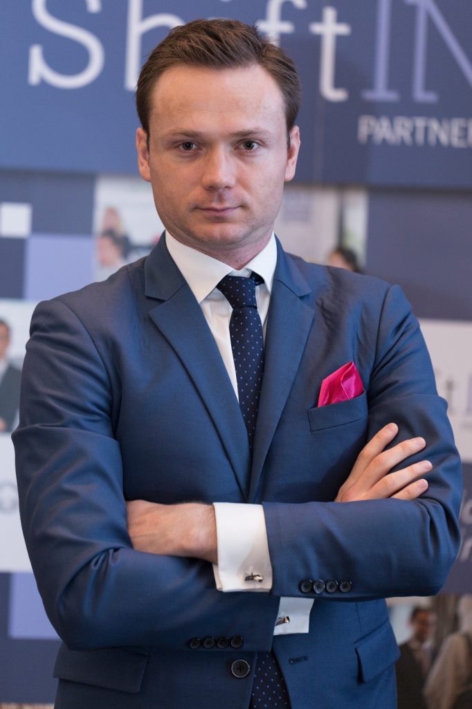 Everyday, a competition to yourself-photographer in dubai